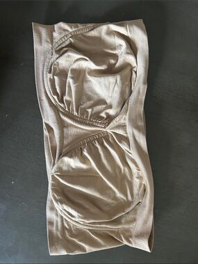 Rhonda Shear Nude/Tan Strapless Bandeau Bra